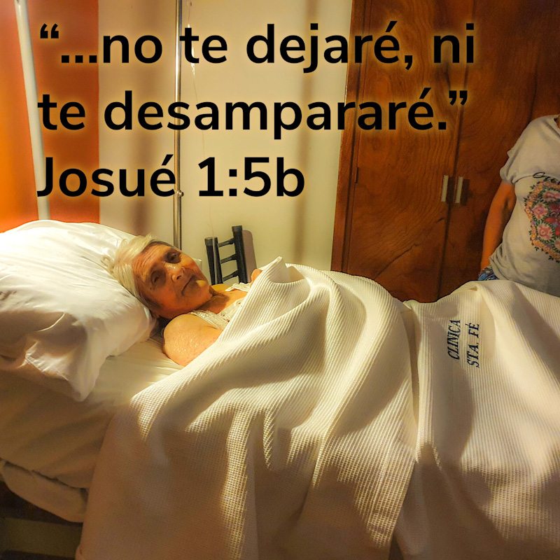 ...no te dejaré ni te desampararé. Josué 1:5b

Foto: Anciana acostada en la cama de una clínica.